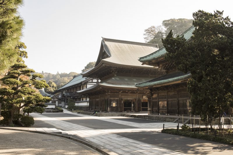 鎌倉市にある建長寺。臨済宗建長寺派の大本山で、日本の禅の中心地のひとつ